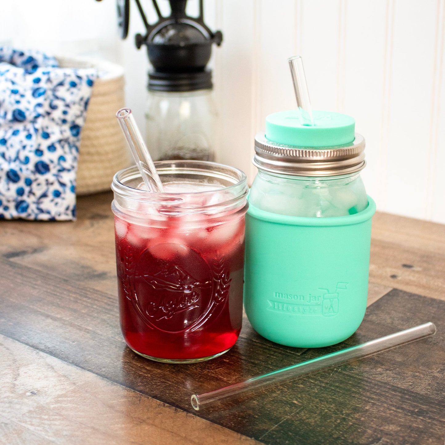 Medium 7 1/4" Glass Straws for Pint Mason Jars 4 Pack + Cleaner